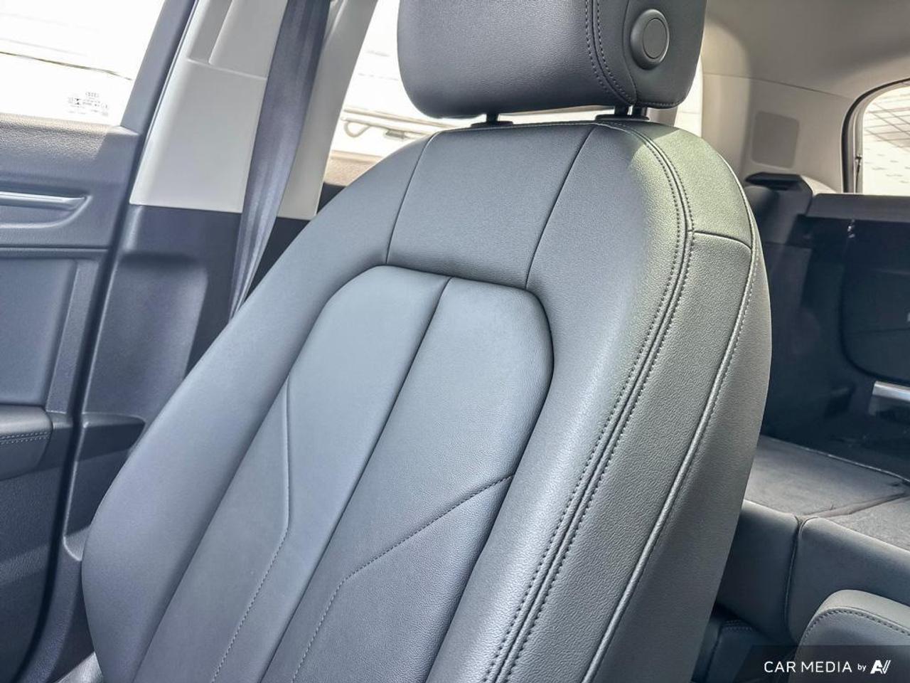 2022 Audi Q3 40 Progressiv BACKUP CAM   BT   HTD LTHR SEATS   K Photo