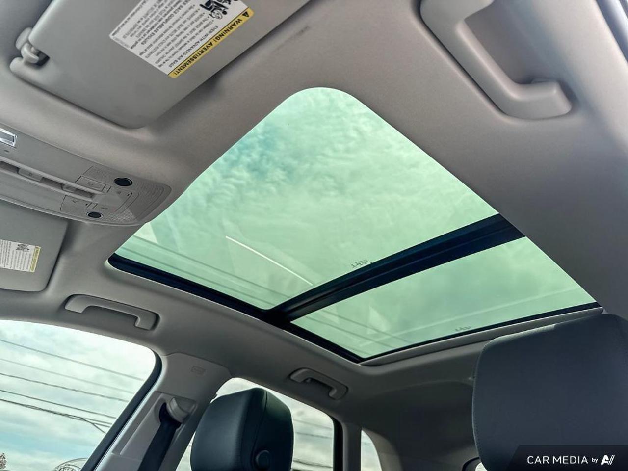 2022 Audi Q3 40 Progressiv BACKUP CAM   BT   HTD LTHR SEATS   K Photo