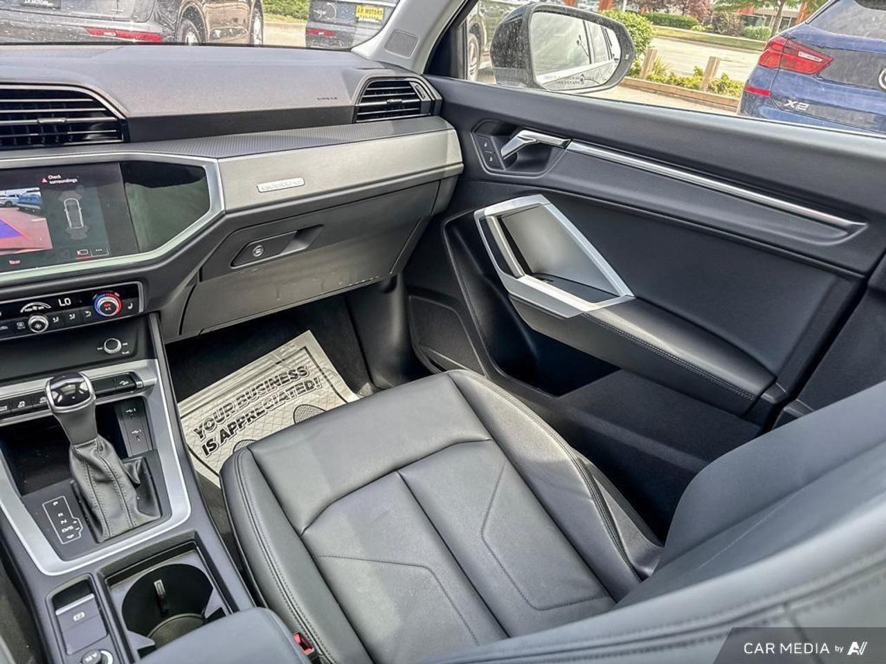 2022 Audi Q3 40 Progressiv BACKUP CAM   BT   HTD LTHR SEATS   K Photo