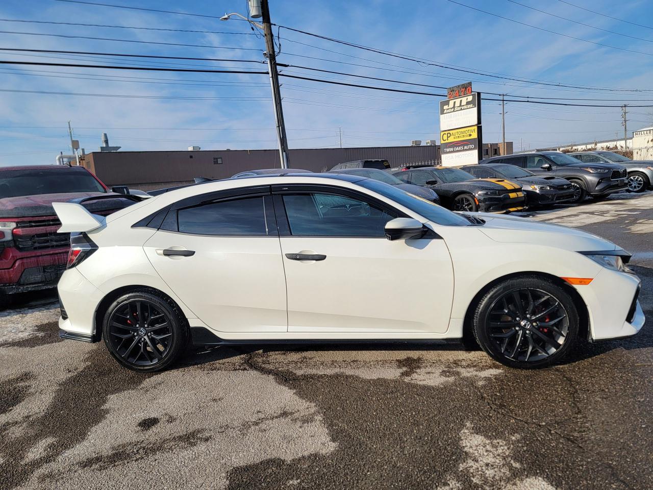 2018 Honda Civic Sport Photo