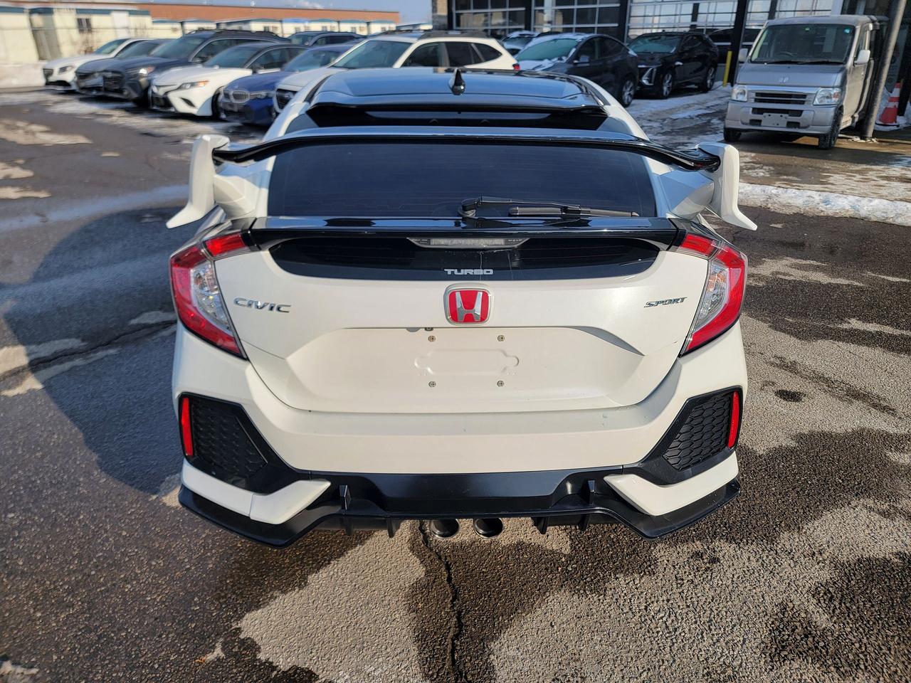 2018 Honda Civic Sport Photo4