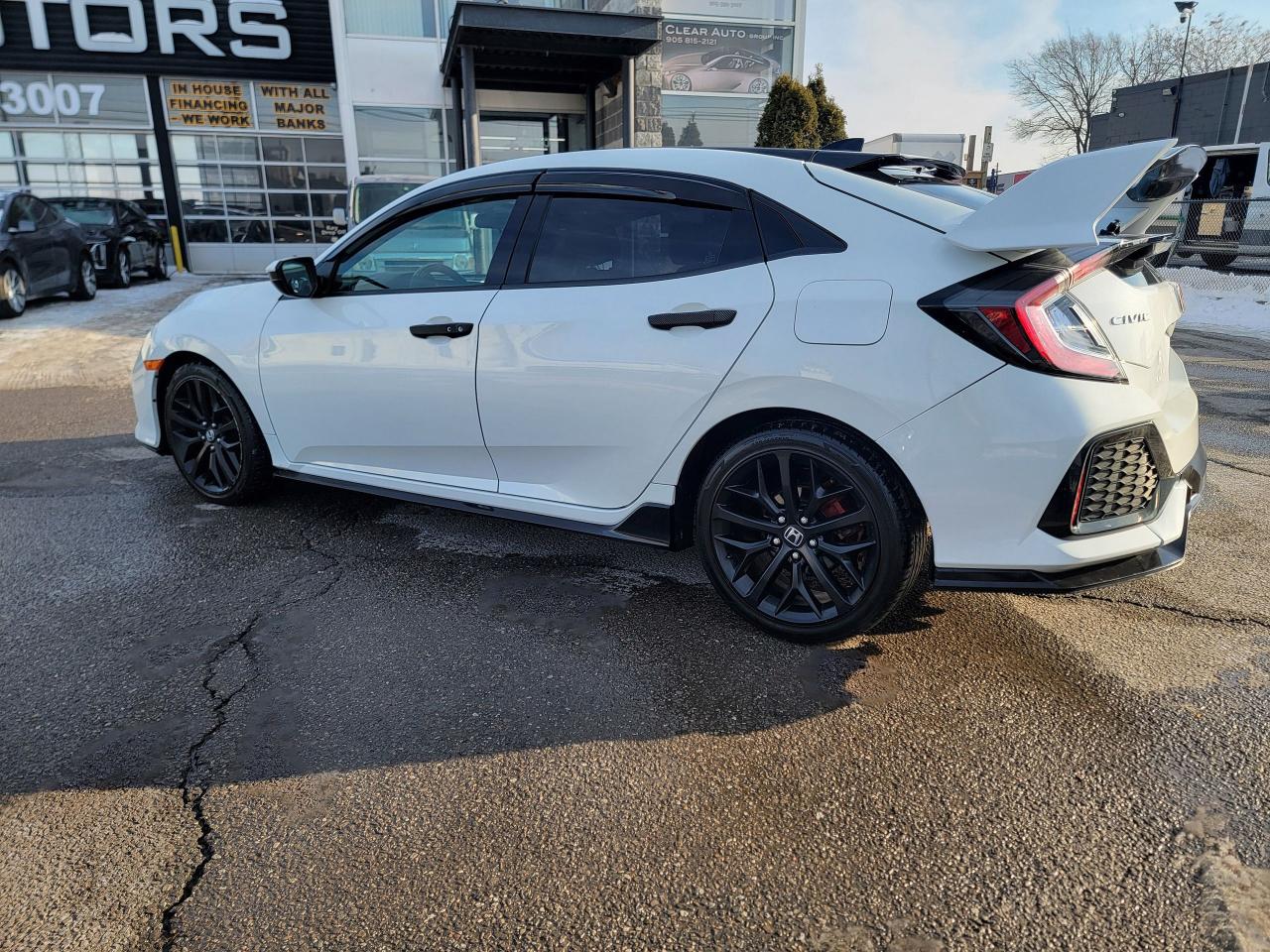 2018 Honda Civic Sport Photo
