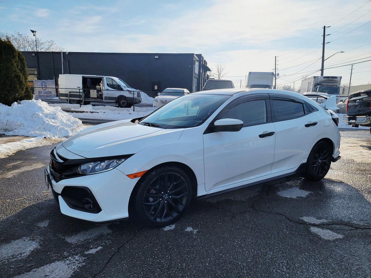 2018 Honda Civic Sport Photo