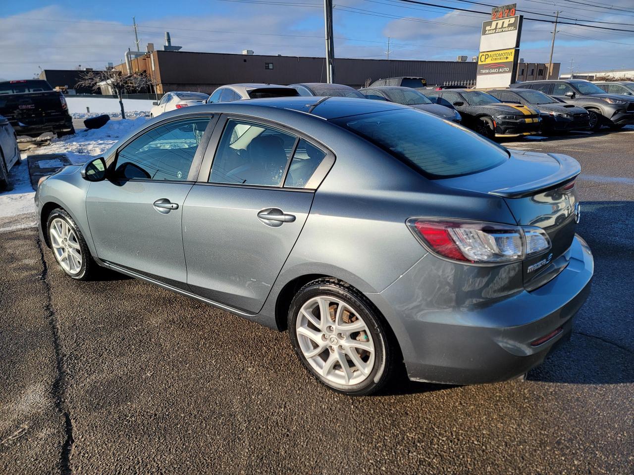 2012 Mazda MAZDA3 GT | 2.5 | LOW KMS | Leather | Sunroof Photo4