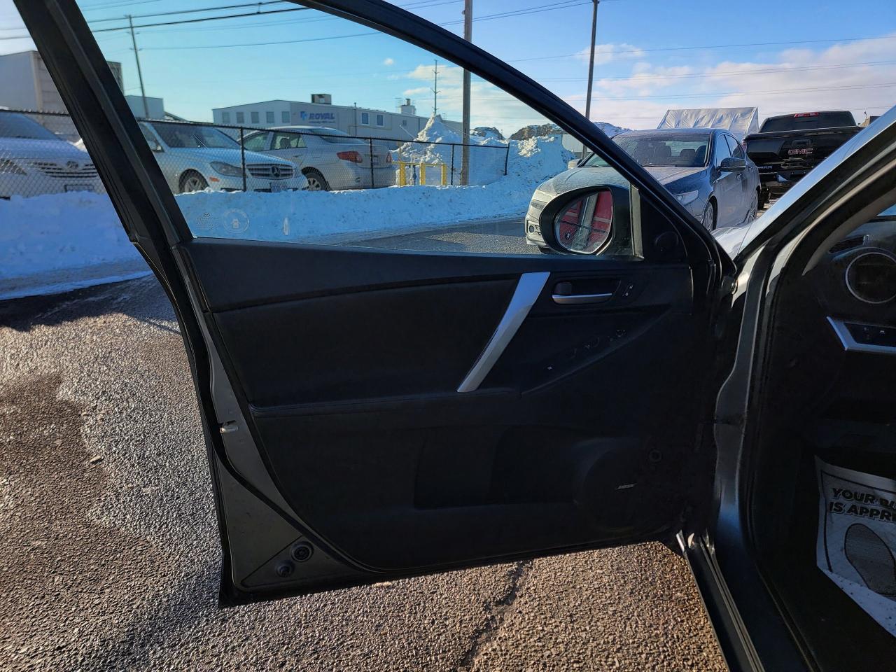 2012 Mazda MAZDA3 GT | 2.5 | LOW KMS | Leather | Sunroof Photo