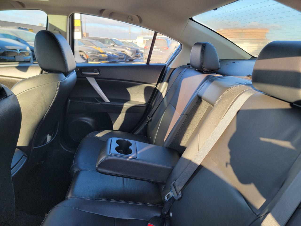 2012 Mazda MAZDA3 GT | 2.5 | LOW KMS | Leather | Sunroof Photo