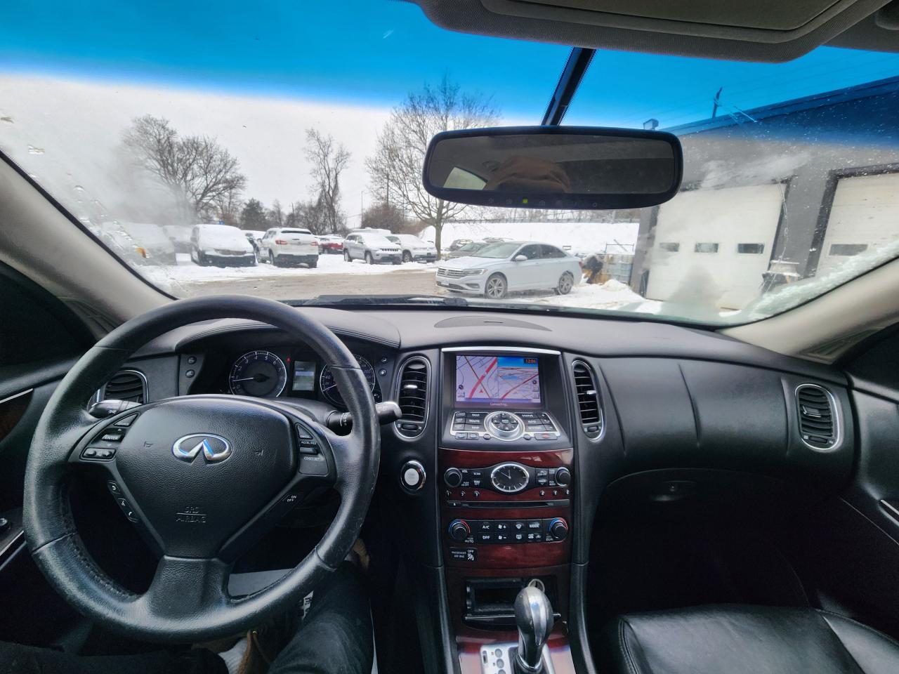 2016 Infiniti QX50 PREMIUM l Full Service Records l AWD l Heated Seat Photo