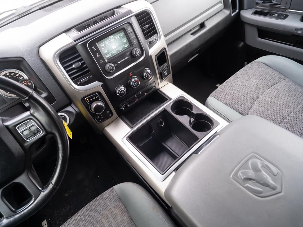 2015 RAM 1500 Big Horn 3.0L Diesel Photo9