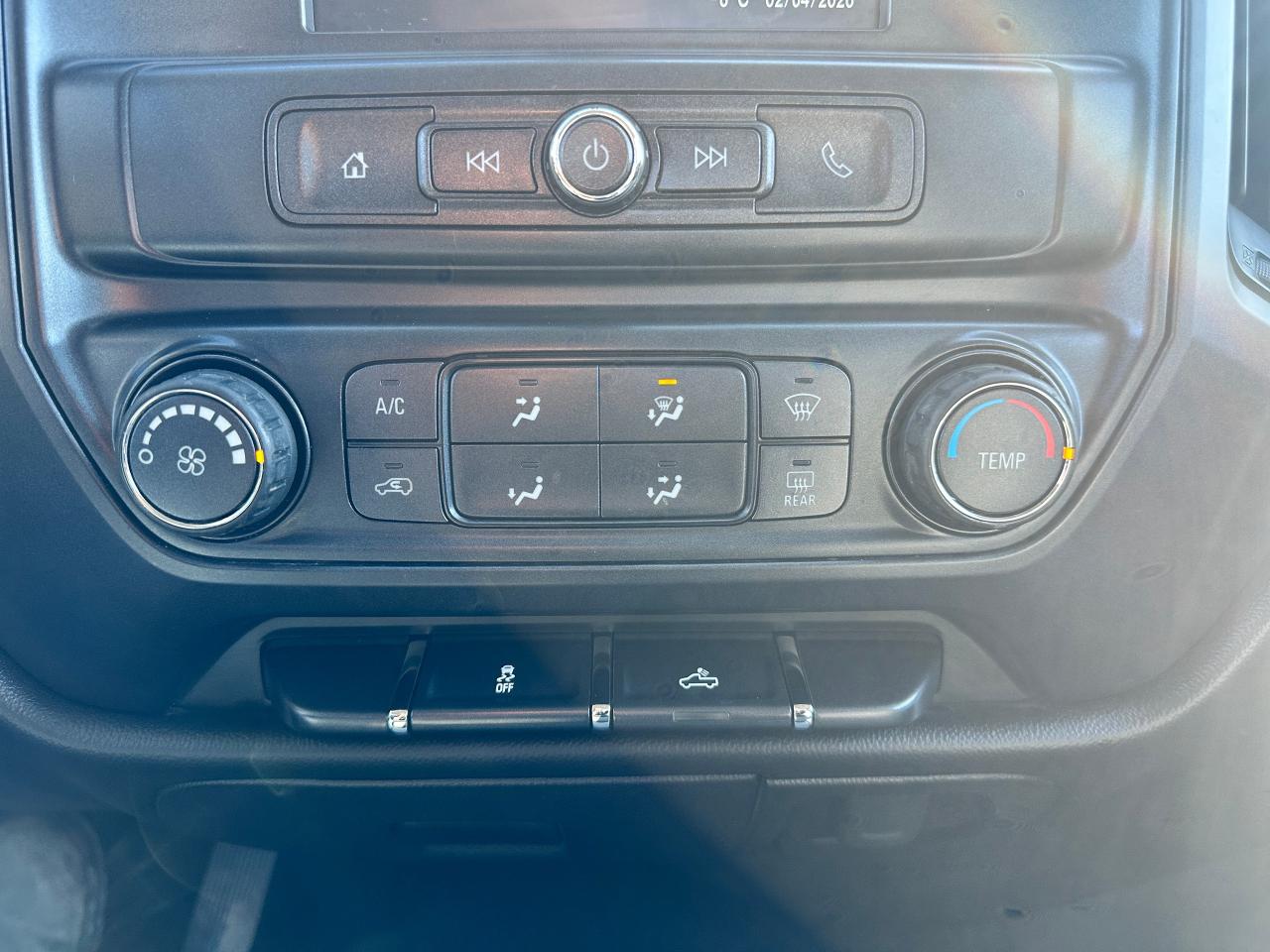 2018 GMC Sierra 1500 Base4x4 DoubleCab 5.3L 6-Pass XM CarPlay BackupCam Photo