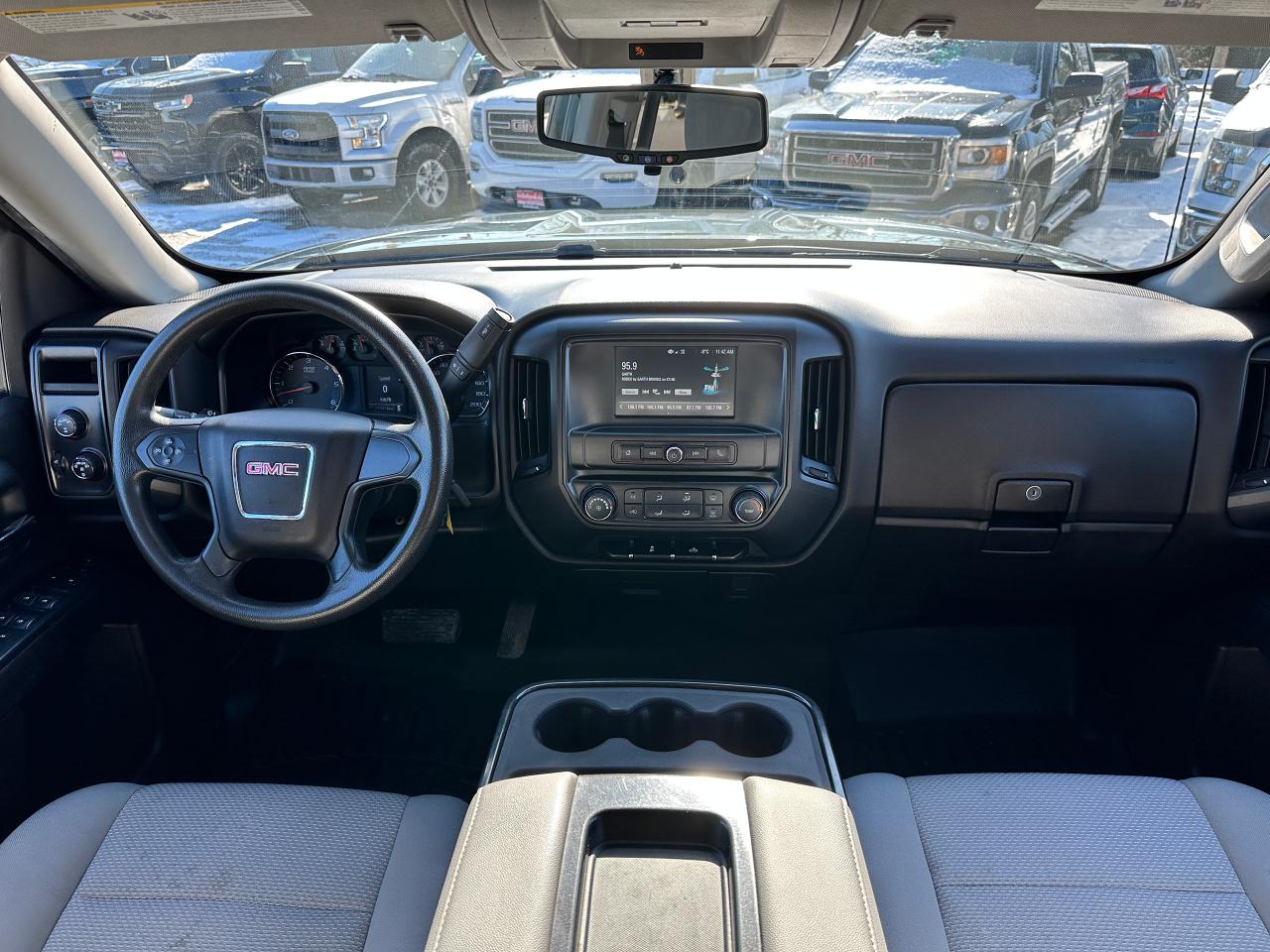 2018 GMC Sierra 1500 Base4x4 DoubleCab 5.3L 6-Pass XM CarPlay BackupCam Photo