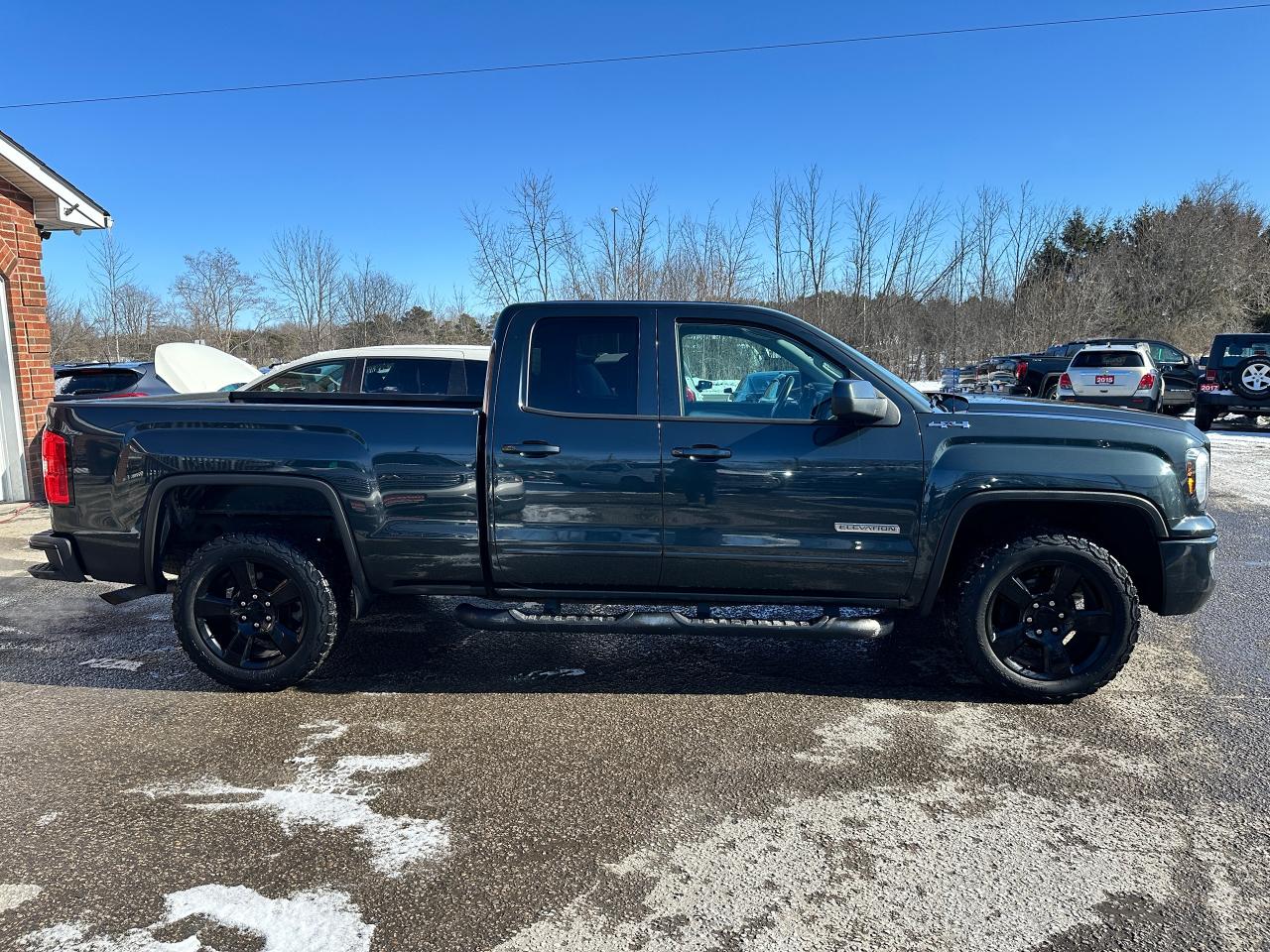 2018 GMC Sierra 1500 Base4x4 DoubleCab 5.3L 6-Pass XM CarPlay BackupCam Photo