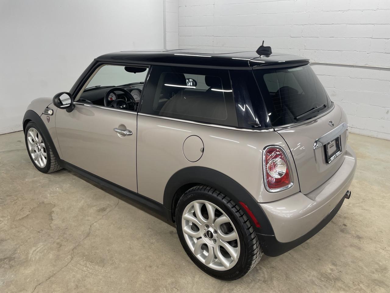 2013 MINI Cooper Baker Street Photo18