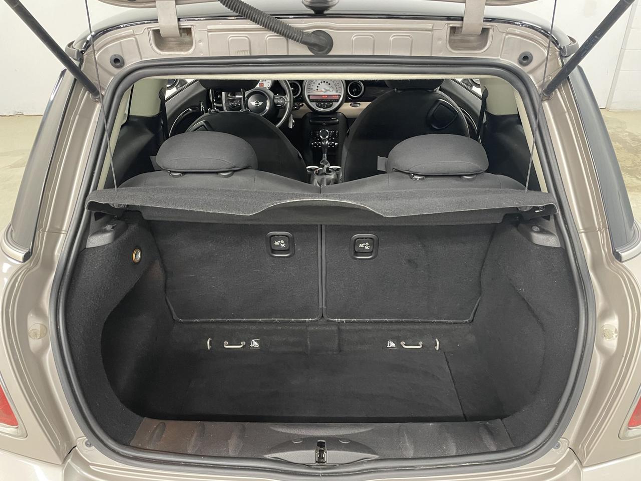 2013 MINI Cooper Baker Street