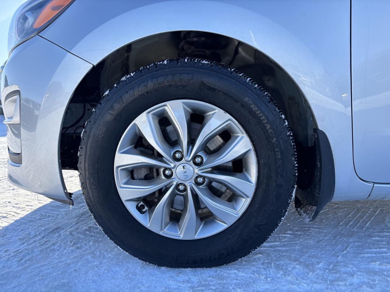 2020 Kia Sedona LX Photo