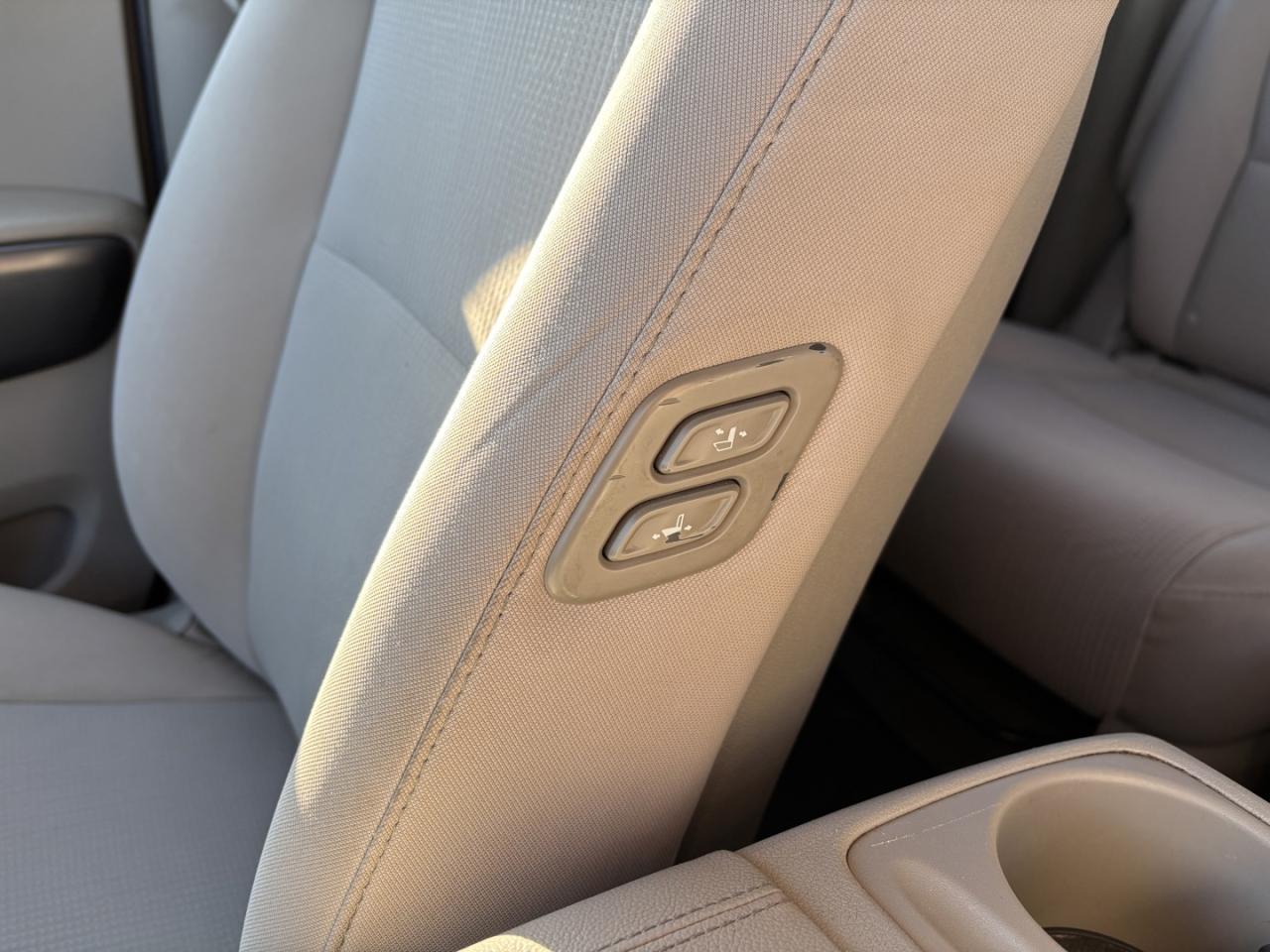 2020 Kia Sedona LX Photo