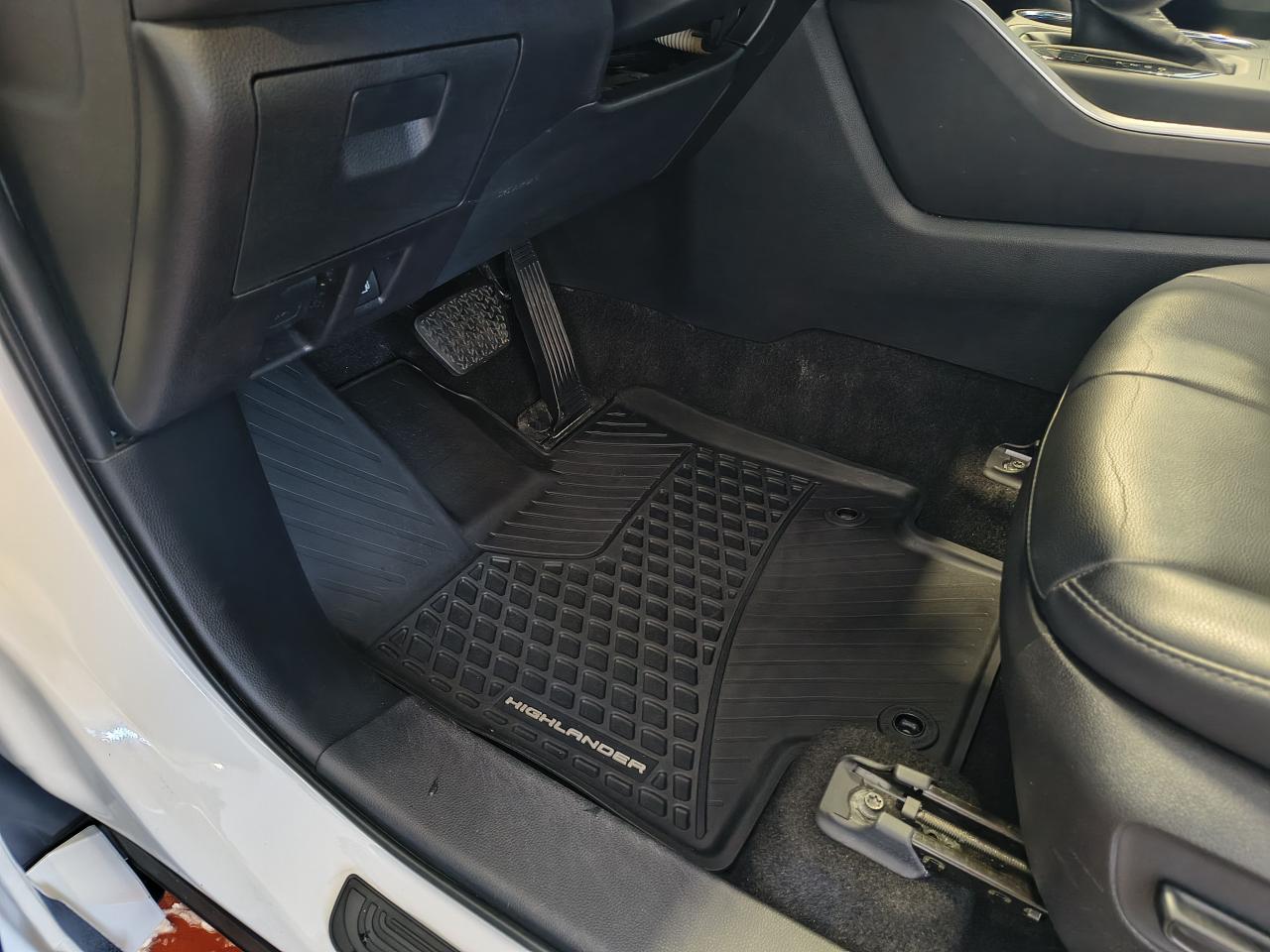 2023 Toyota Highlander XSE Photo0