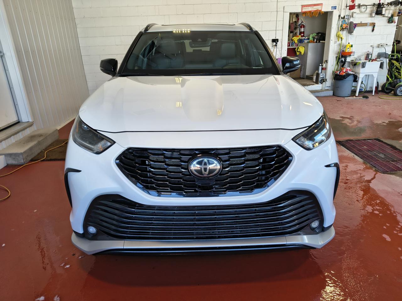 2023 Toyota Highlander XSE Photo