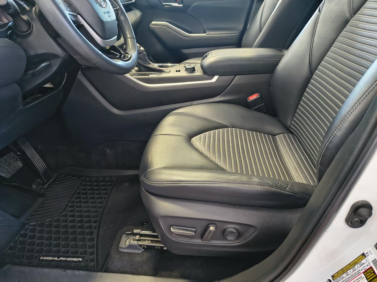 2023 Toyota Highlander XSE Photo0