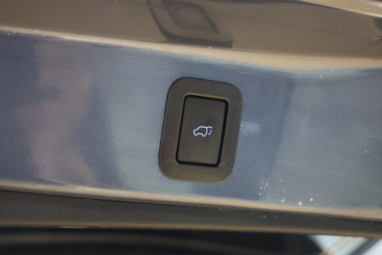 2019 Toyota Highlander LIMITED AWD - 7PASS|PANO|NAVI|CAMERA|BLINDSPOT Photo