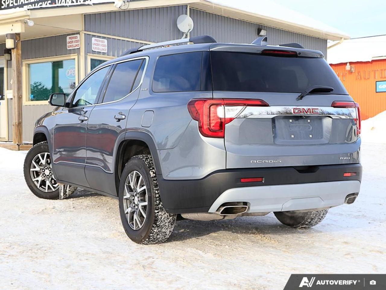 2020 GMC Acadia SLE,AWD,LOW KM'S,7 PASS,REMOTE START,PWR T/GATE Photo