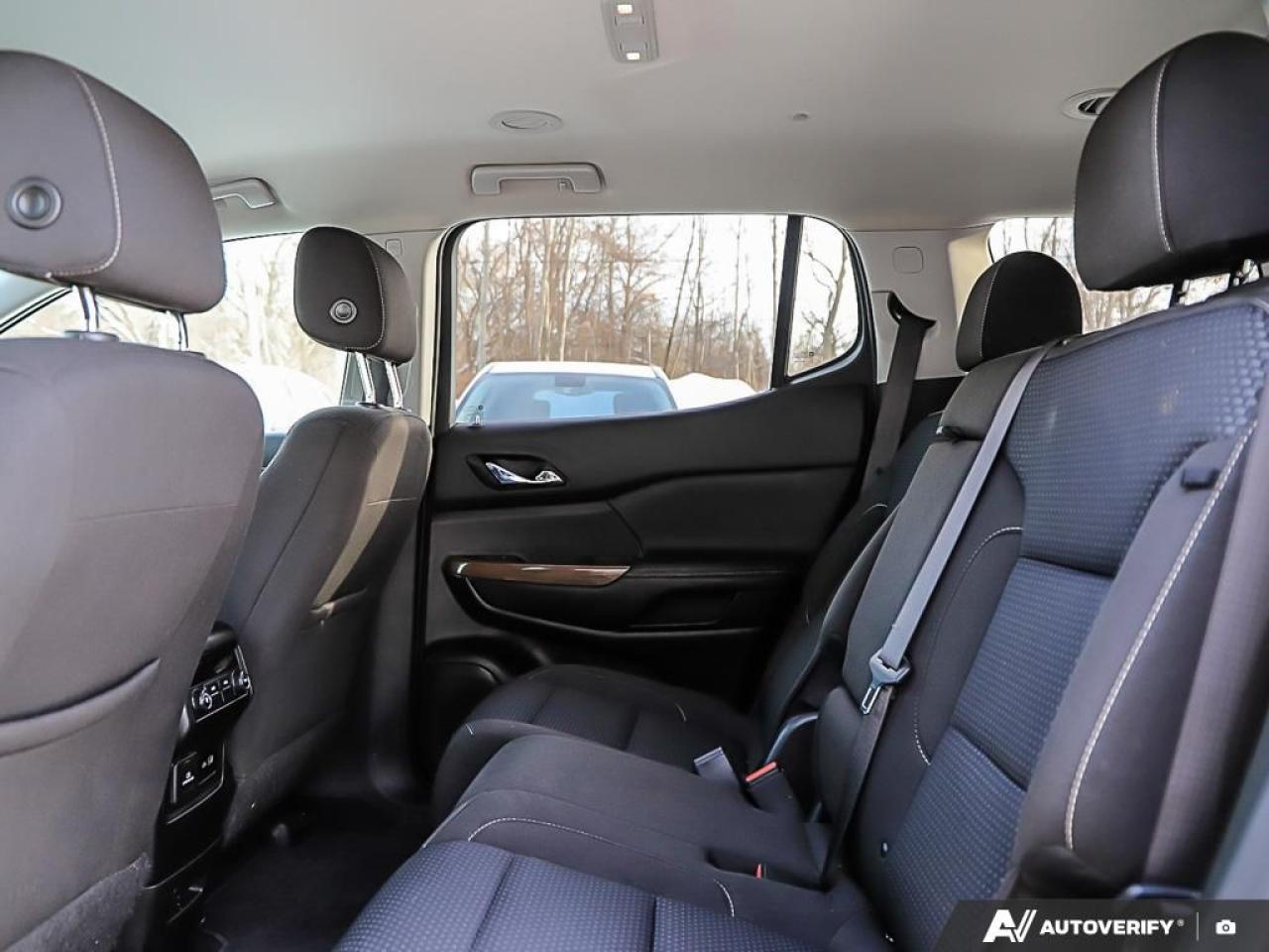 2020 GMC Acadia SLE,AWD,LOW KM'S,7 PASS,REMOTE START,PWR T/GATE Photo