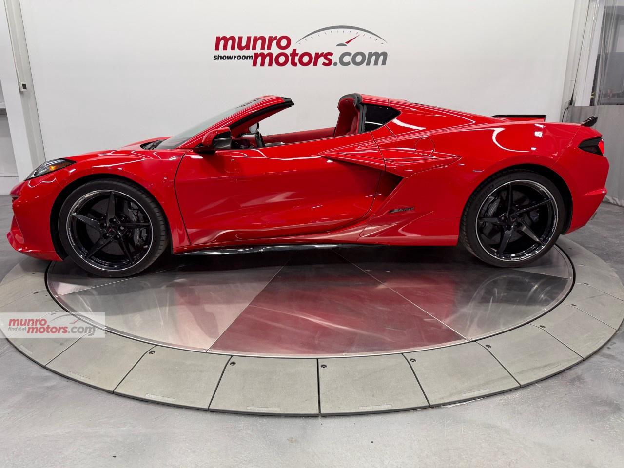 2025 Chevrolet Corvette E-Ray Coupe 3LZ Photo