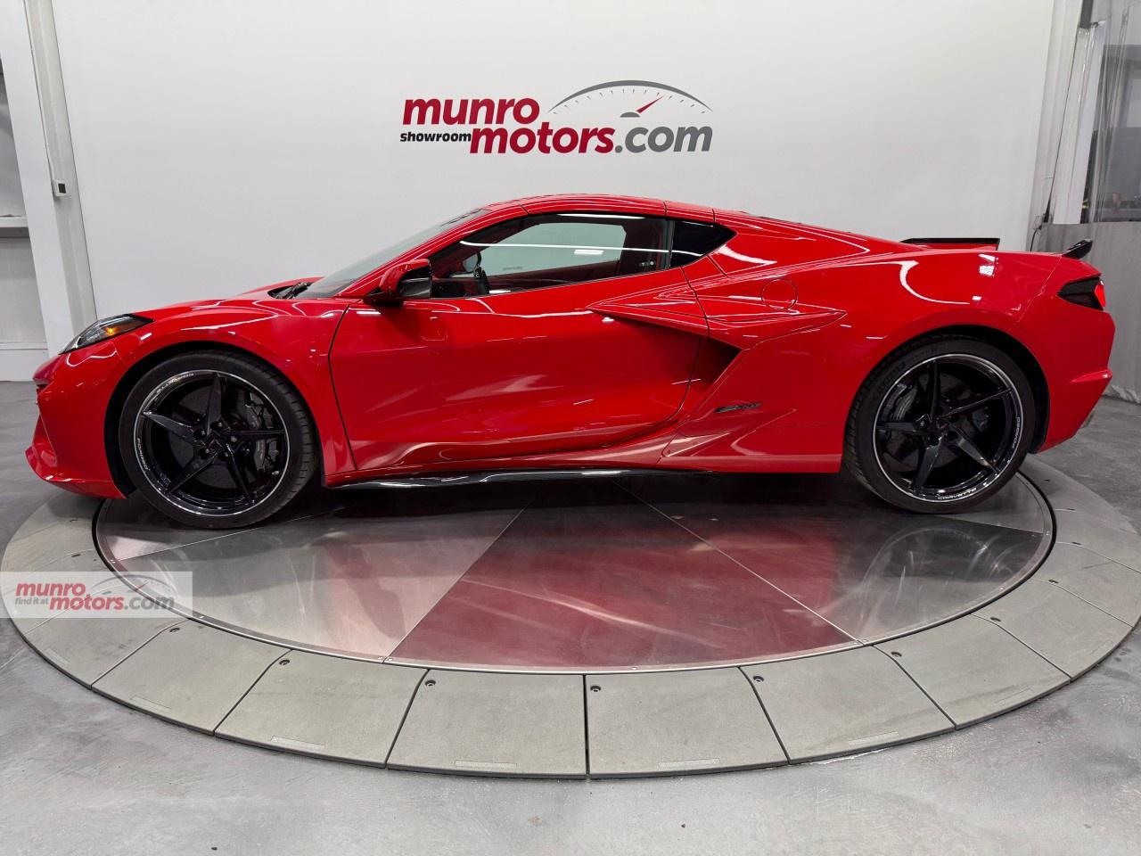 2025 Chevrolet Corvette E-Ray Coupe 3LZ Photo