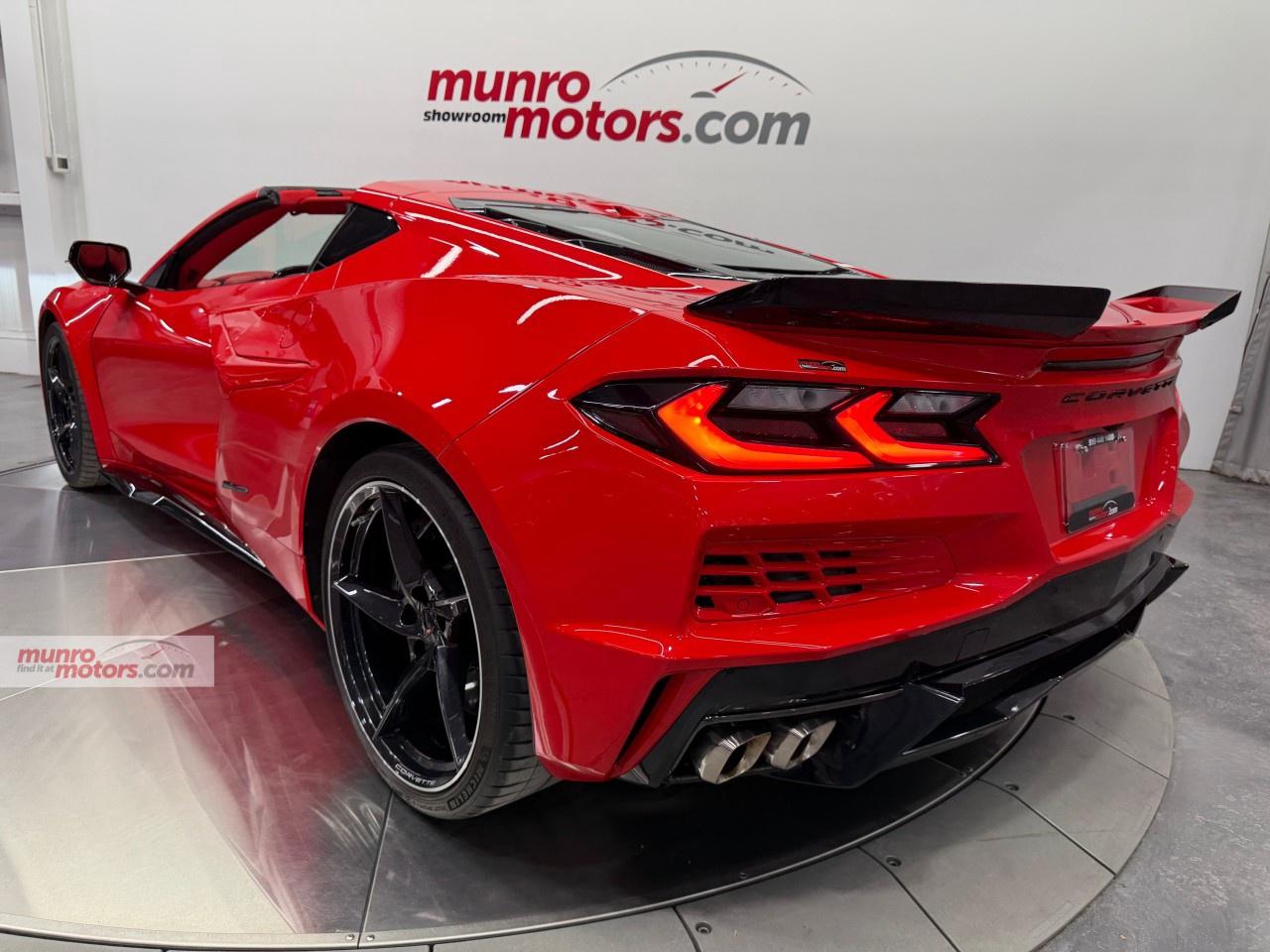 2025 Chevrolet Corvette E-Ray Coupe 3LZ Photo