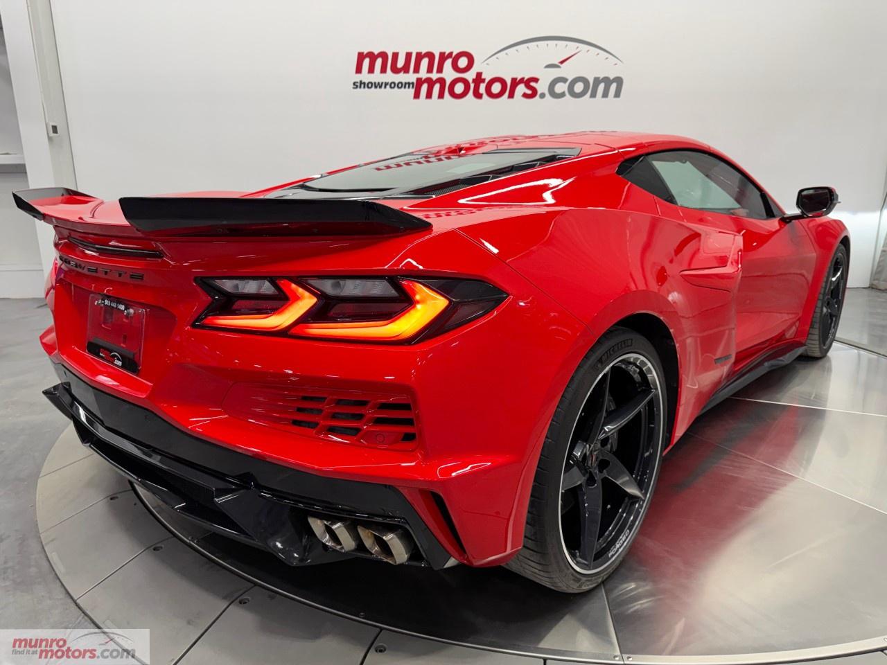 2025 Chevrolet Corvette E-Ray Coupe 3LZ Photo