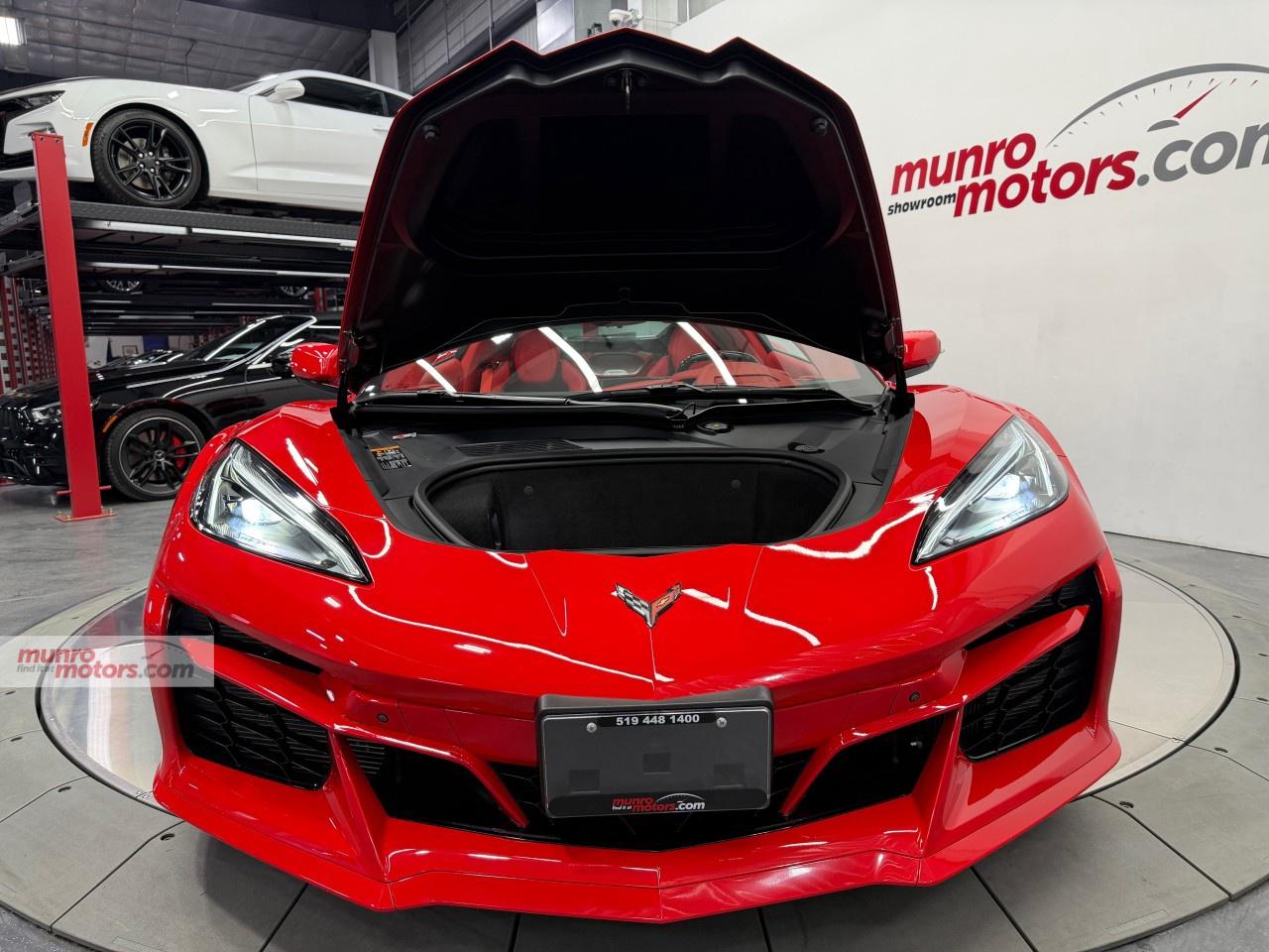 2025 Chevrolet Corvette E-Ray Coupe 3LZ Photo