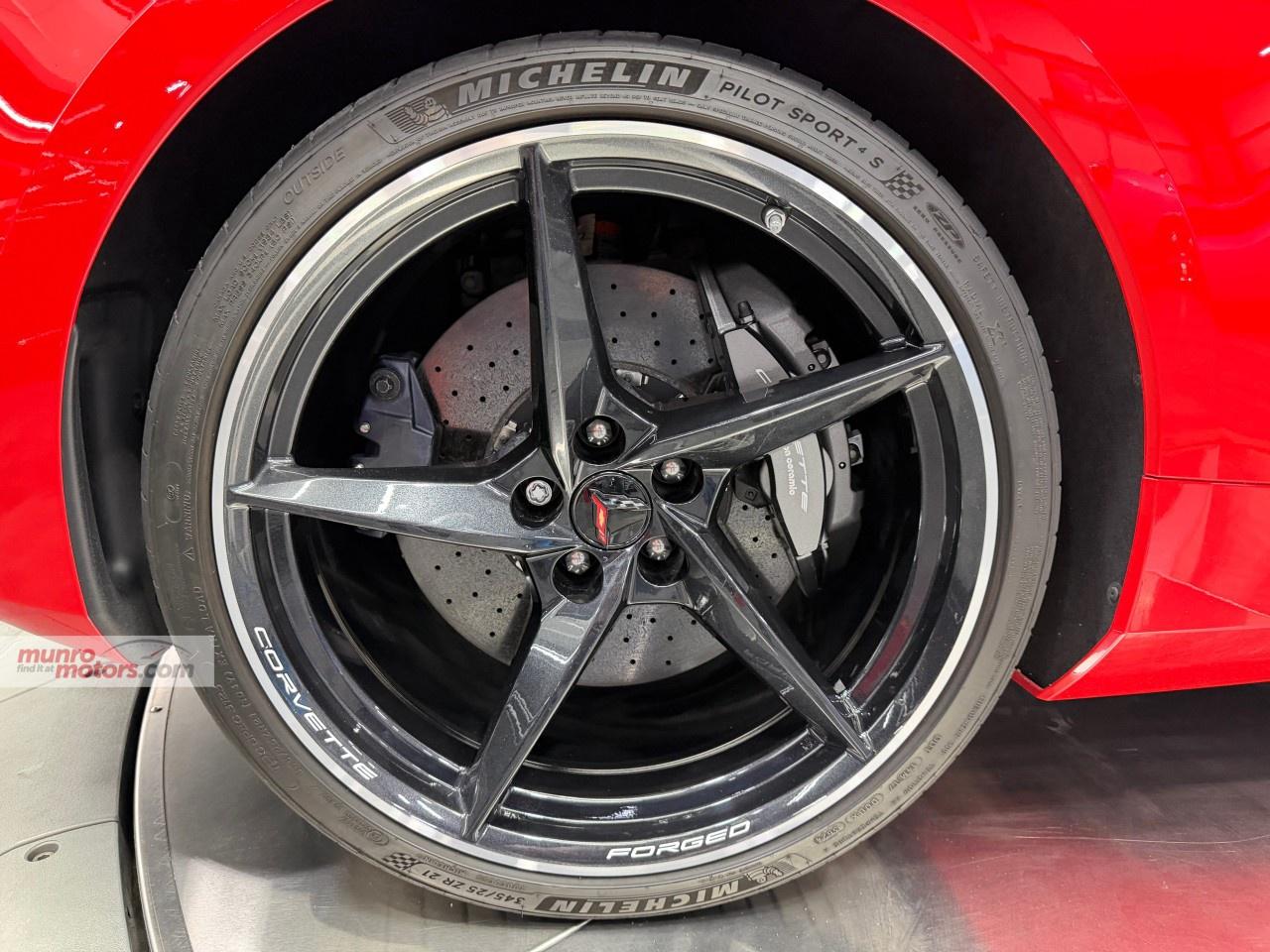 2025 Chevrolet Corvette E-Ray Coupe 3LZ Photo