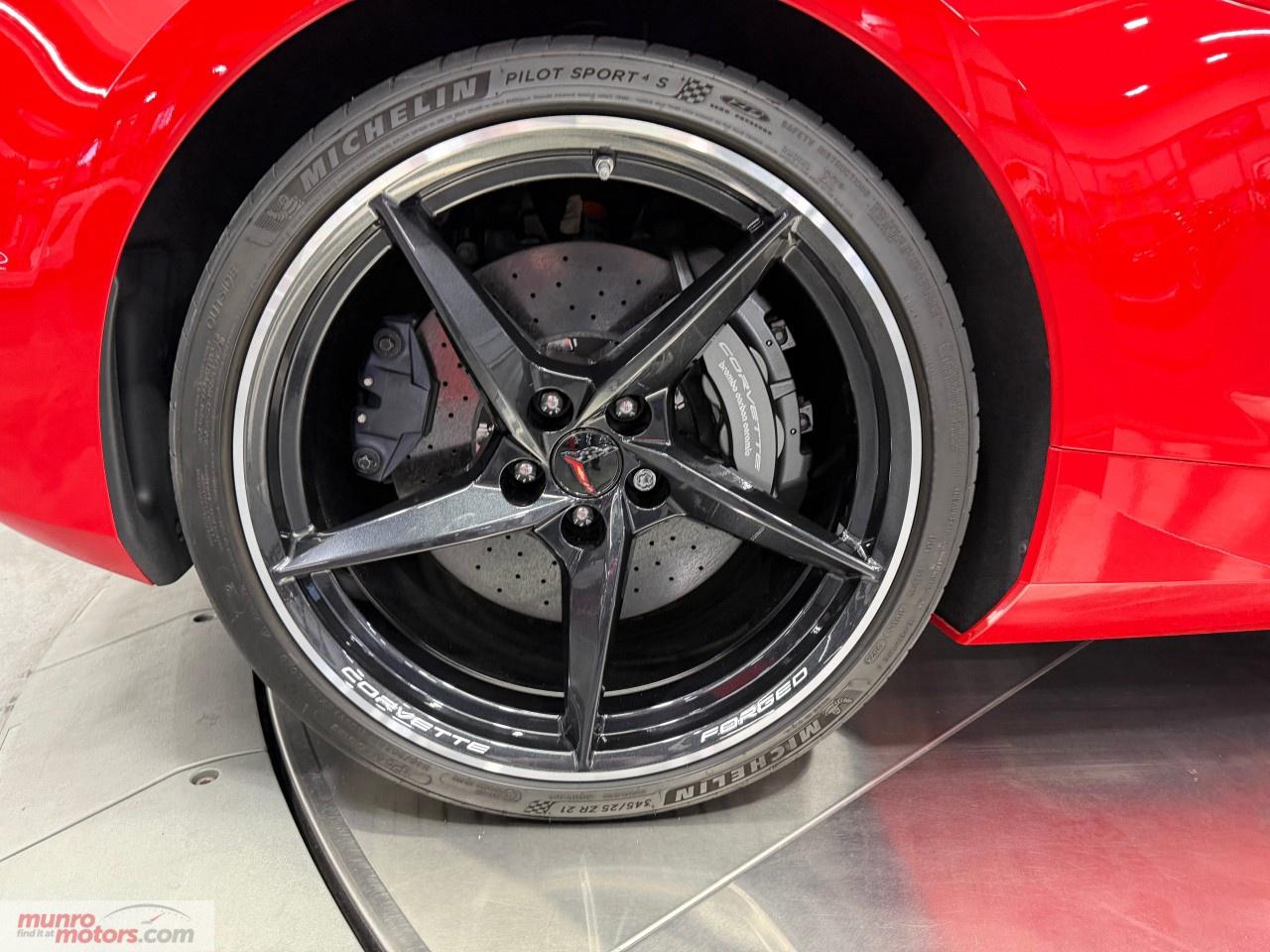 2025 Chevrolet Corvette E-Ray Coupe 3LZ Photo