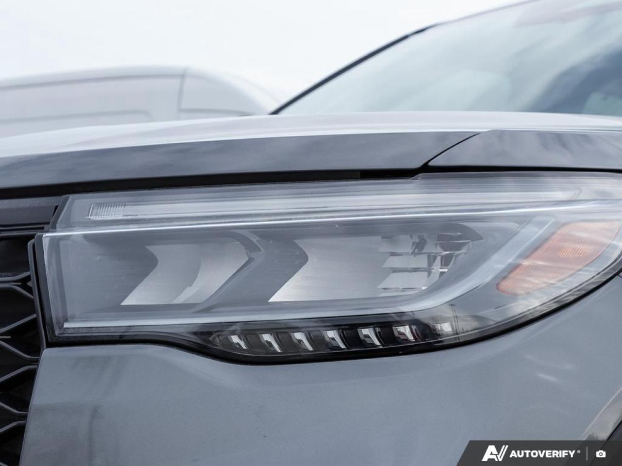 2025 Ford Explorer ST-Line 300A | PREMIUM PACKAGE | ST-LINE PACK | NAVIGATION Photo