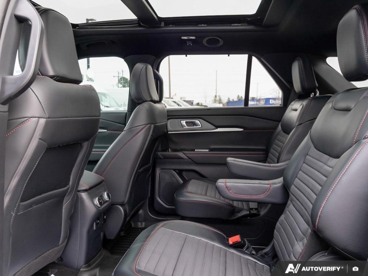 2025 Ford Explorer ST-Line 300A | PREMIUM PACKAGE | ST-LINE PACK | NAVIGATION Photo