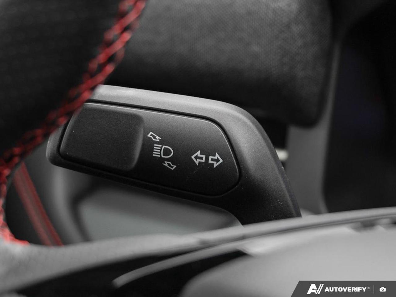 2025 Ford Explorer ST-Line 300A | PREMIUM PACKAGE | ST-LINE PACK | NAVIGATION Photo