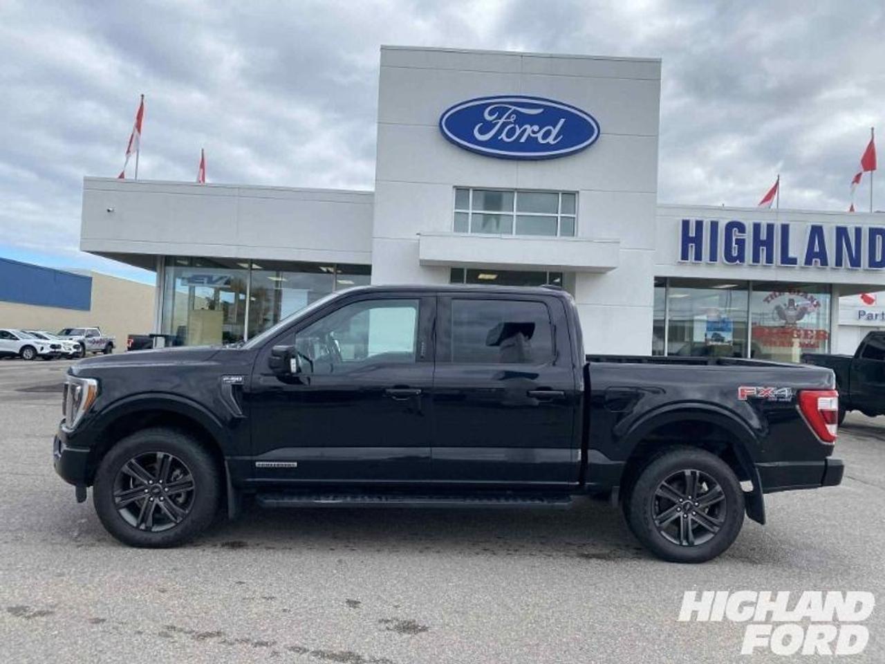2022 Ford F-150 Lariat 3.5L | SPORT PKG | FX4 Photo2