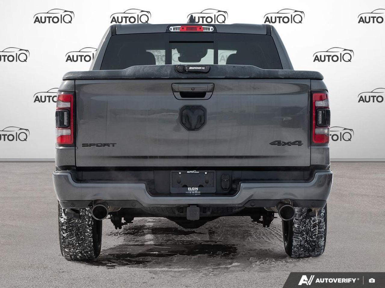 2024 RAM 1500 Sport 1-PIECE LOCKING HARD TONNEAU COVER Photo4
