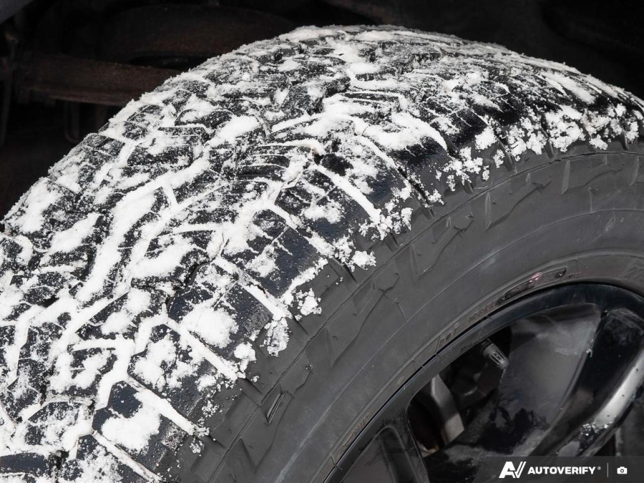 2024 RAM 1500 Sport 1-PIECE LOCKING HARD TONNEAU COVER Photo