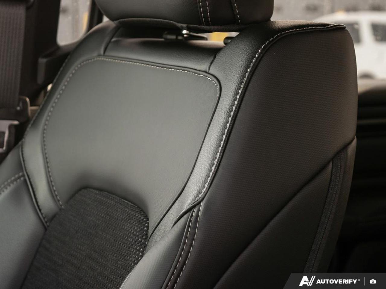 2024 RAM 1500 Sport 1-PIECE LOCKING HARD TONNEAU COVER Photo