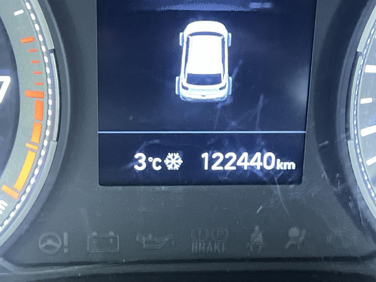 2020 Hyundai Venue Trend Photo