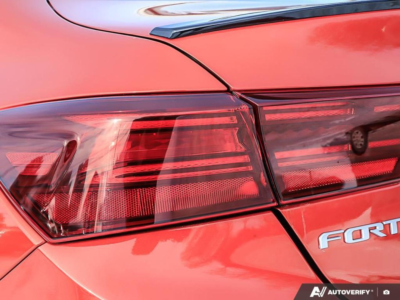 2023 Kia Forte GT-Line,LOW KM,NAVI,PWR S/ROOF,R/V CAM,LEATHER INT Photo