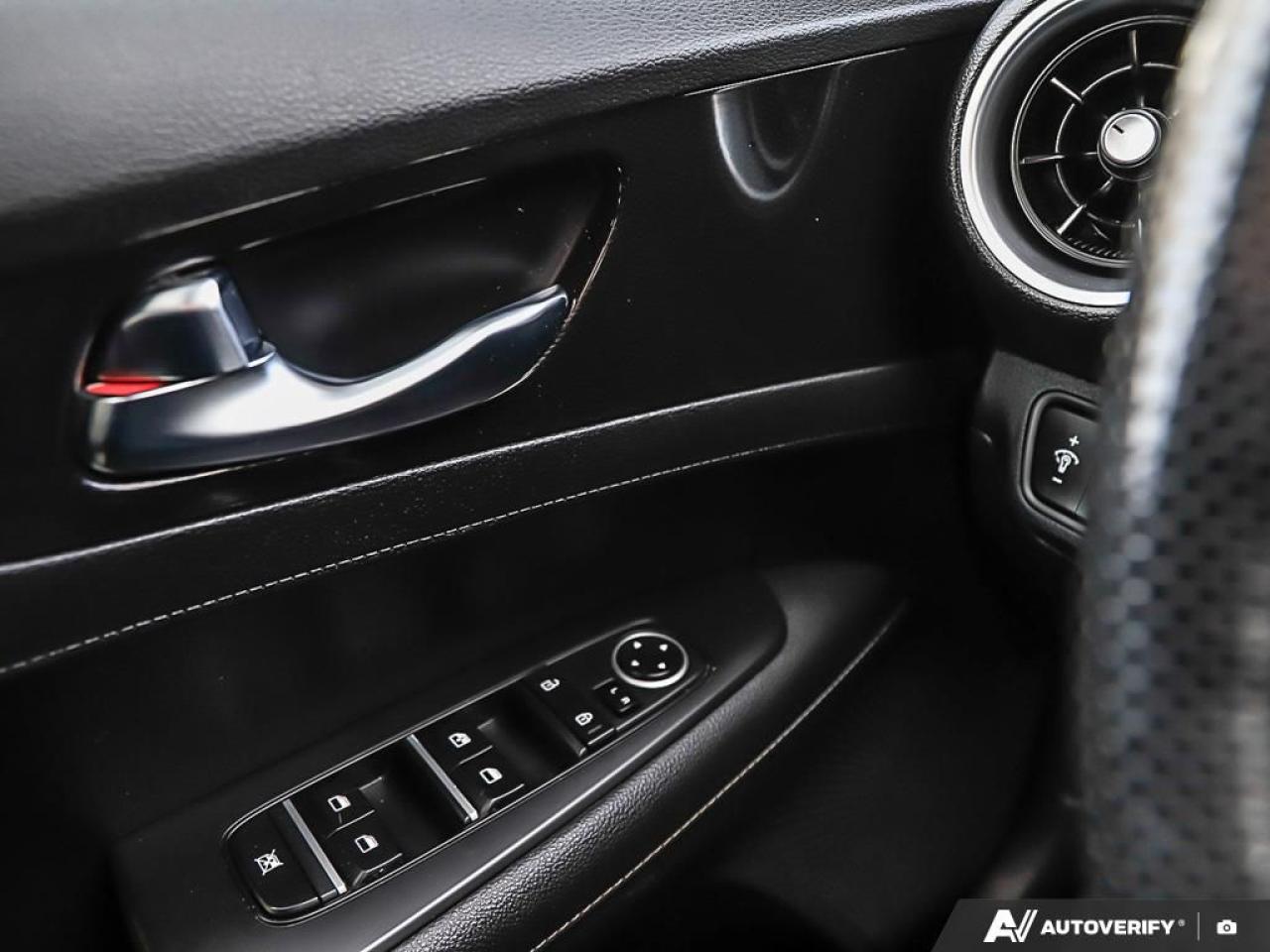 2023 Kia Forte GT-Line,LOW KM,NAVI,PWR S/ROOF,R/V CAM,LEATHER INT Photo