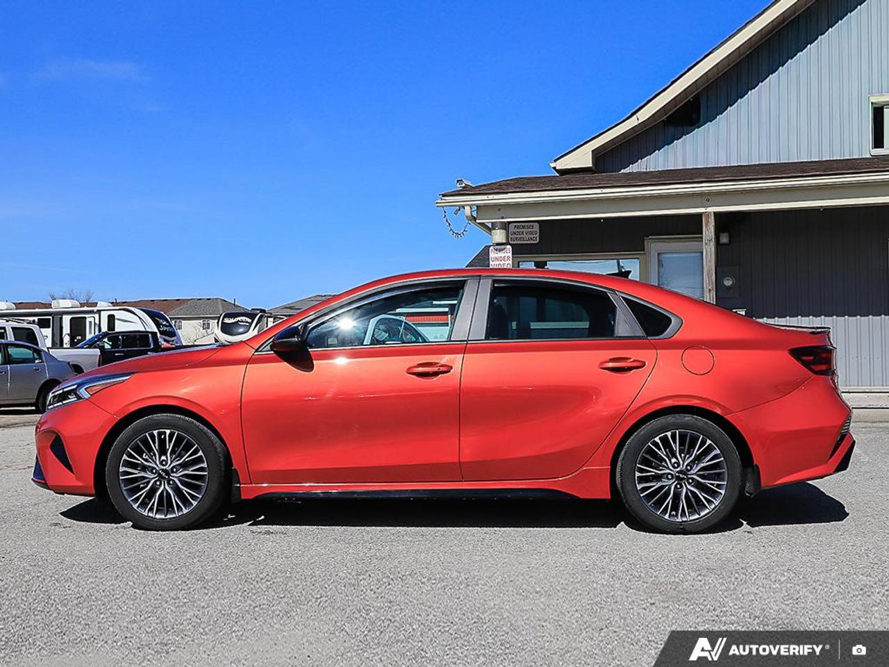 2023 Kia Forte GT-Line,LOW KM,NAVI,PWR S/ROOF,R/V CAM,LEATHER INT - Photo #3