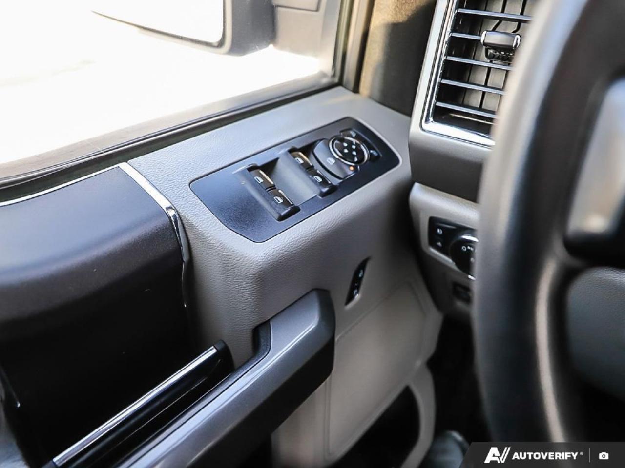 2015 Ford F-150 XLT, 4X4, 6 PASS, B.TOOTH, TONNEAU COVER Photo