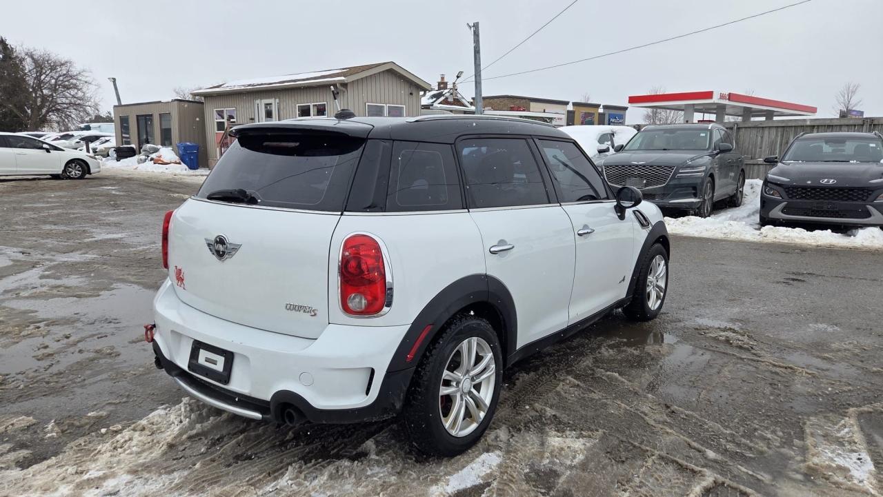 2011 MINI Cooper Countryman S, WELL MAINTAINED, RUNS WELL, CERTIFIED Photo4