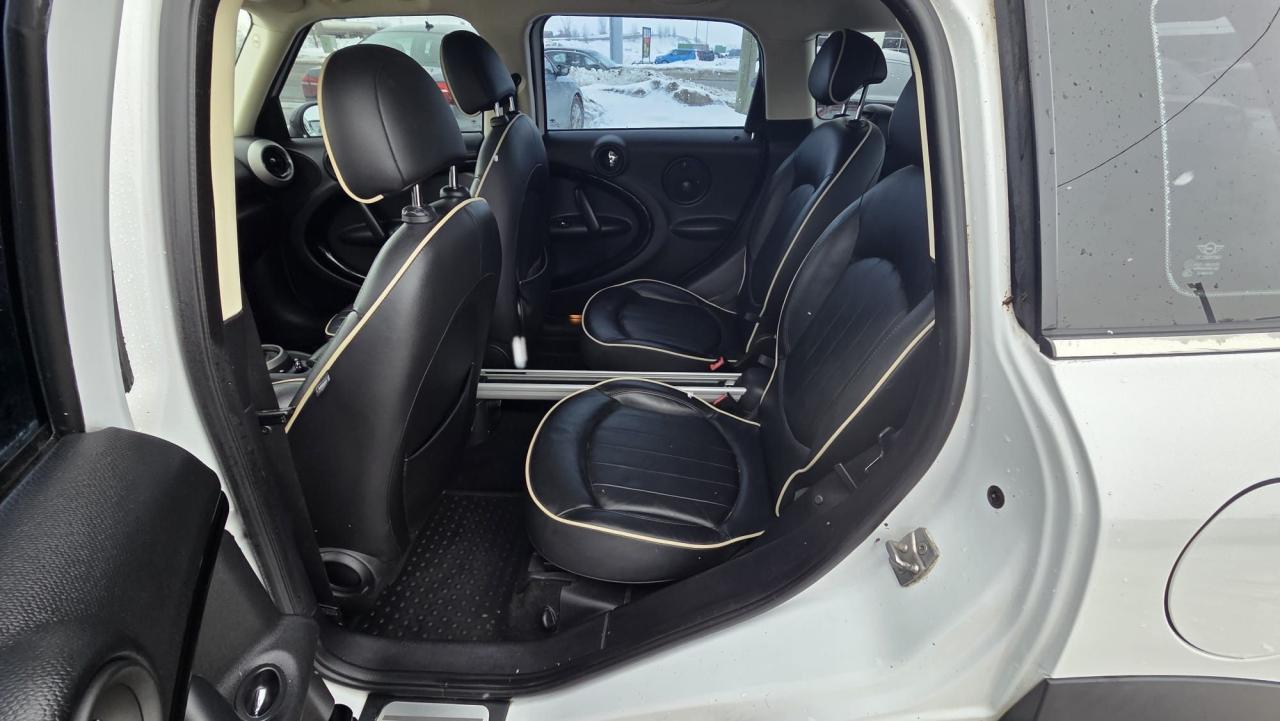 2011 MINI Cooper Countryman S, WELL MAINTAINED, RUNS WELL, CERTIFIED Photo