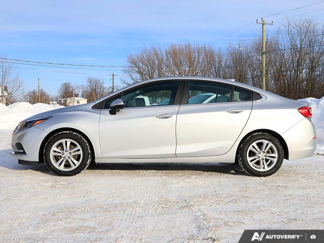 2018 Chevrolet Cruze LT, LOW KM'S, R/V CAM, H/SEATS, B.TOOTH Photo2