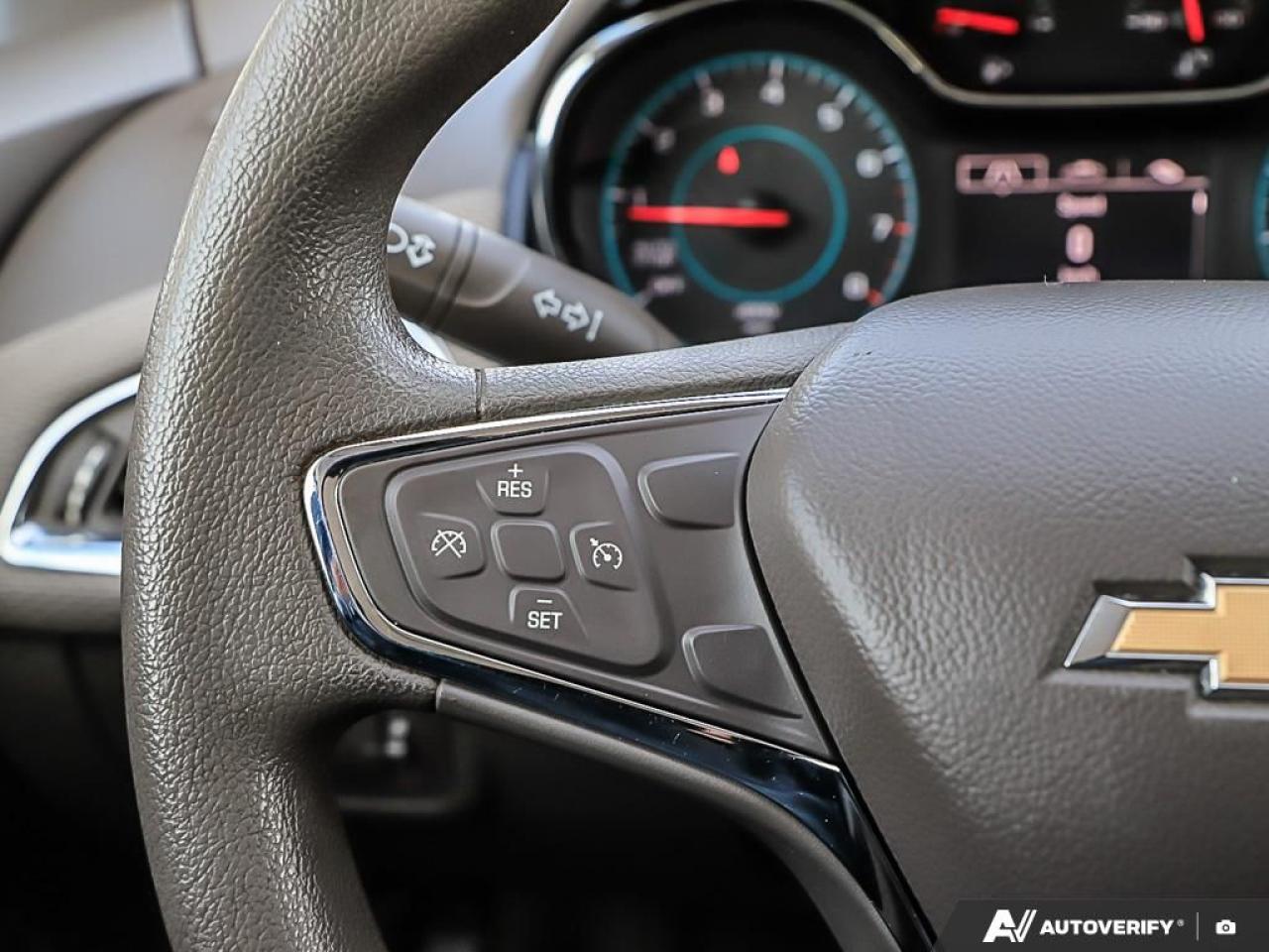 2018 Chevrolet Cruze LT, LOW KM'S, R/V CAM, H/SEATS, B.TOOTH Photo