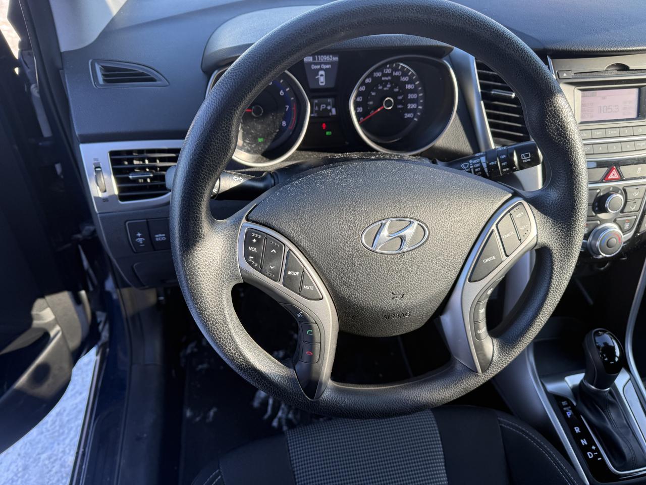 2014 Hyundai Elantra GT GL Photo