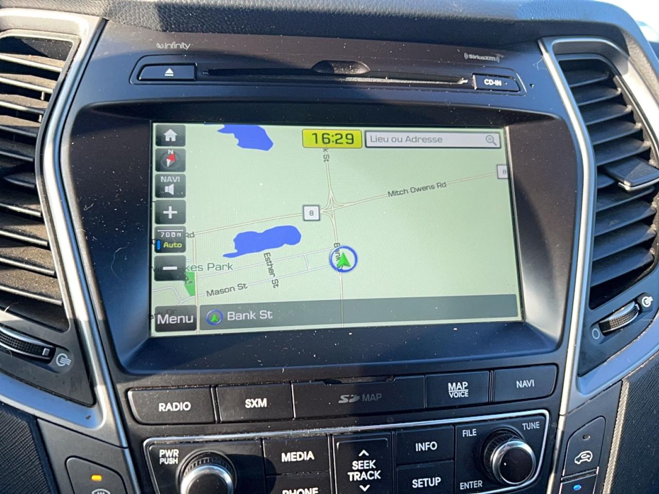 2017 Hyundai Santa Fe XL Luxury REBUILT TITLE Photo